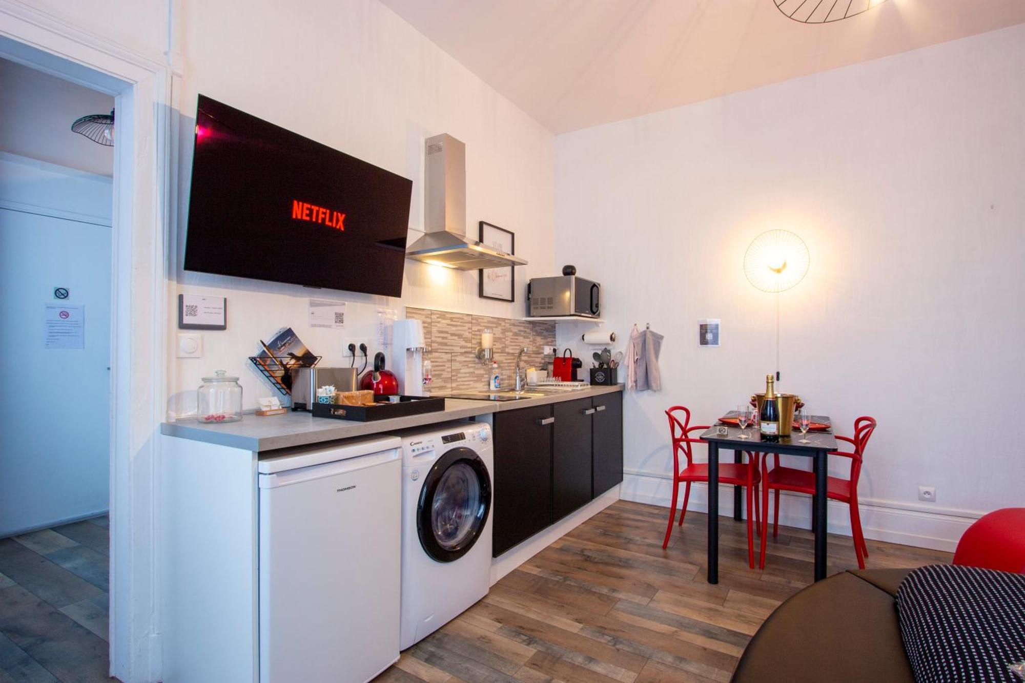L'Hyper Centre - Netflix & Wifi - Literie Haut De Gamme - Check-In 24H24 - Goodmarning Châlons-en-Champagne Exteriér fotografie