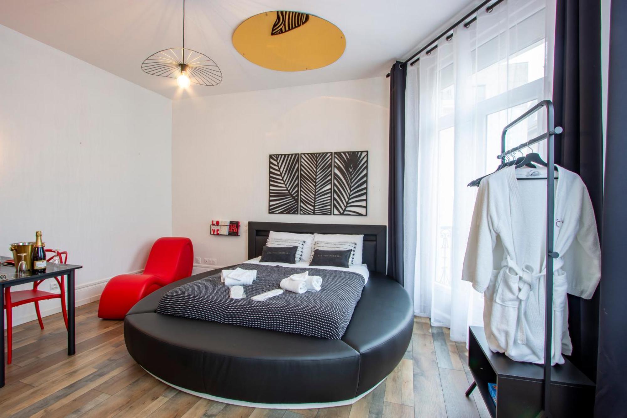 L'Hyper Centre - Netflix & Wifi - Literie Haut De Gamme - Check-In 24H24 - Goodmarning Châlons-en-Champagne Exteriér fotografie